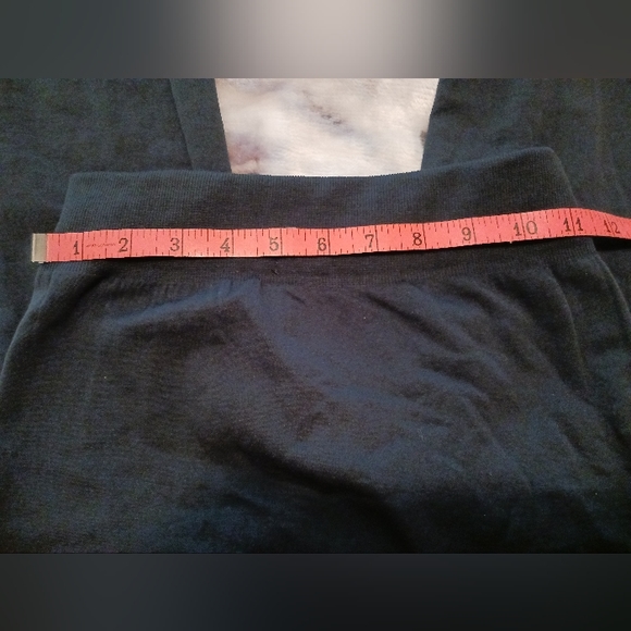 Boutique brand fleece lined leggings. Navy blue. NWOT - Picture 3 of 6
